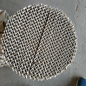 What Are the Applications of Structured Packing in Glass Industry?
